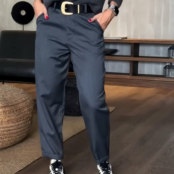 MATHILDA | Eleganckie, podkreślające sylwetkę spodnie w paski